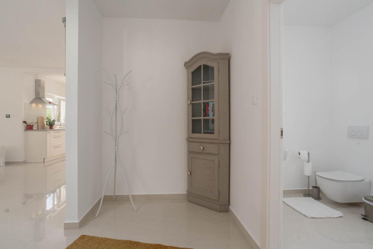 Villa Antonada Vrh  Exterior photo