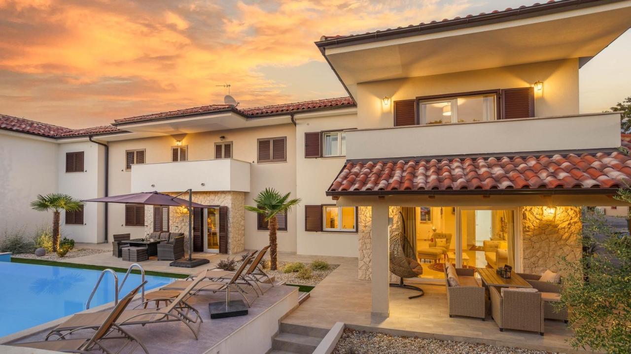 Villa Antonada Vrh  Exterior photo